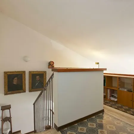 Del Pascia Lägenhet Oggebbio